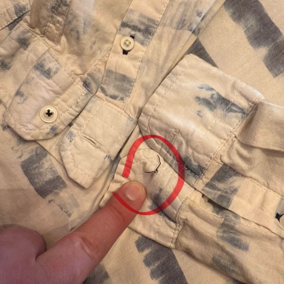 Free state, small button up shirt - Picture 5 of 5